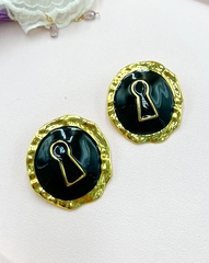 Серьги style SCHIAPARELLI круглые счерной/белой эмалью