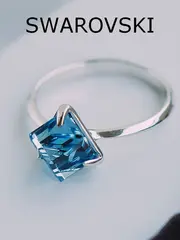 Кольцо Миражи тонкое с голубым кристаллом Swarovski