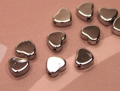 Бусина сердце 7х6 мм