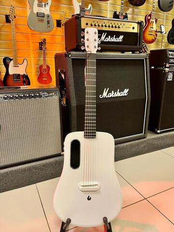 LAVA ME 2 FreeBoost White