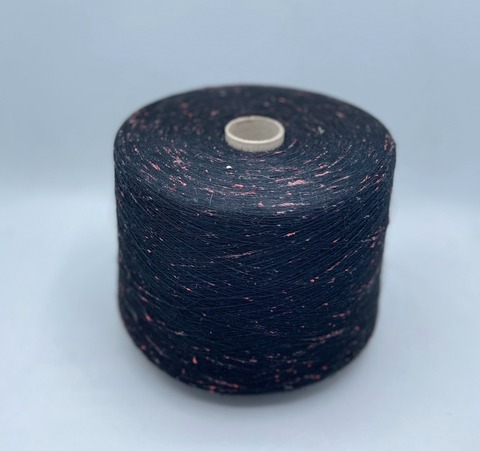 Fil-3 (пр.Италия),art-Emerald 2000м/100гр, 50% Вискоза 16% Лен 30% Полиакрил 4% Шелк , цвет- Черный,твид , арт.27847