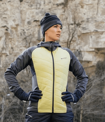 УЦЕНКА-Женская тренировочная куртка с капюшоном Nordski Hybrid Hood black-yellow - 8