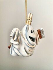 Ёлочная игрушка Приведение из Карлсона