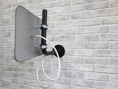 КОМПЛЕКТ ТРИАДА-3455USB СЕРАЯ: ТВ АНТЕННА ТРИАДА-3450 НАРУЖНАЯ НАПРАВЛЕННАЯ ЦИФРОВАЯ С КАБЕЛЕМ, КРОНШТЕЙНОМ И ИНЖЕКТОРОМ ПИТАНИЯ