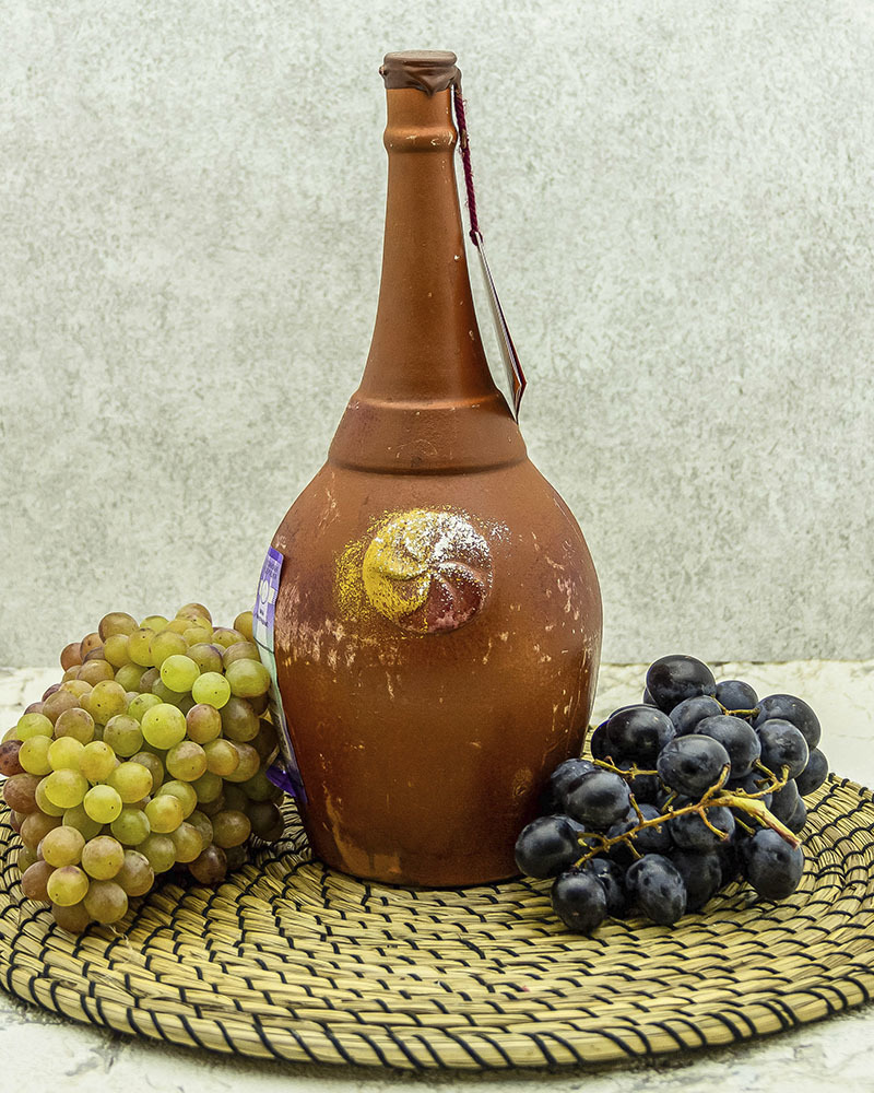 Вино Maran Winery Нораванк Красное сухое в Кувшине 2017 г.у. 14% 1,2 л, Армения