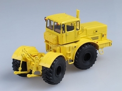 K-701 Kirovets yellow 1:43 Start Scale Models (SSM)