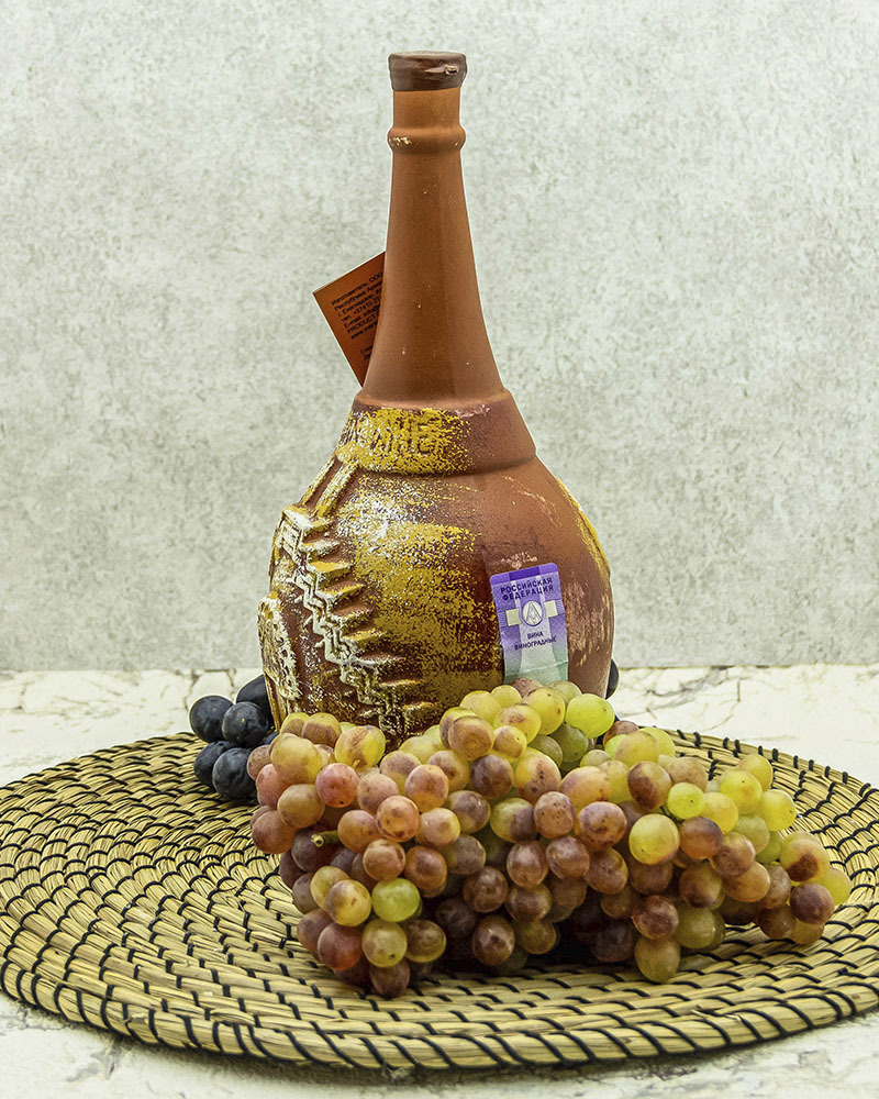 Вино Maran Winery Нораванк Красное сухое в Кувшине 2017 г.у. 14% 1,2 л, Армения