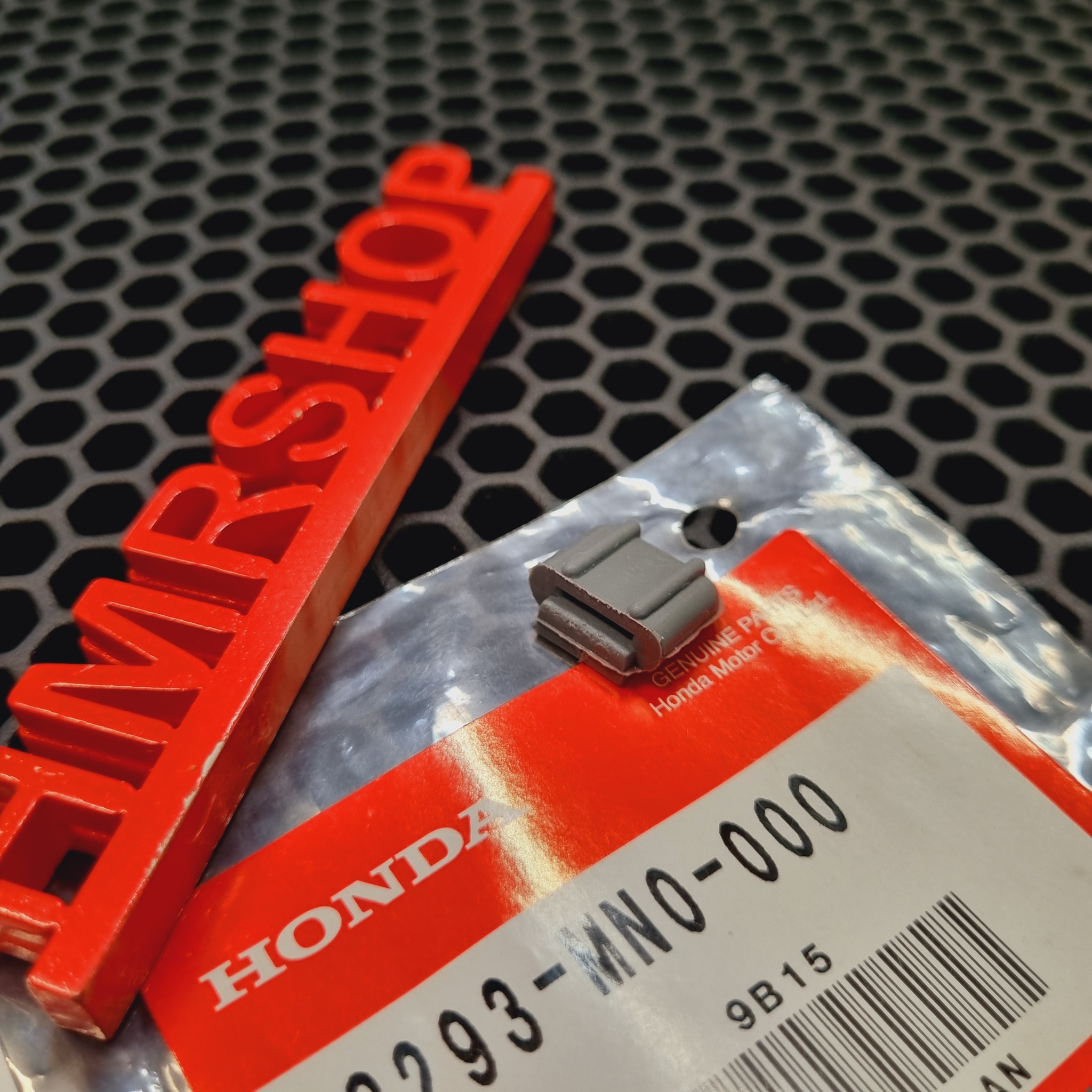 Honda Крепеж глушителя 18293-MN0-000