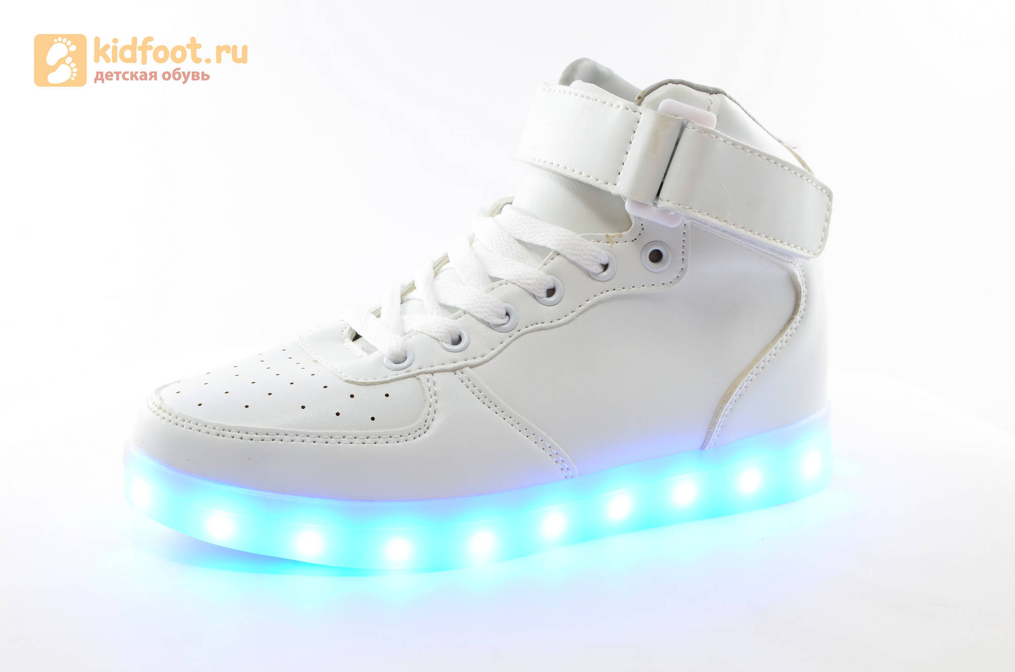 Светящиеся высокие кроссовки с USB зарядкой Fashion (Фэшн) на шнурках и липучках, цвет белый, светится вся подошва
