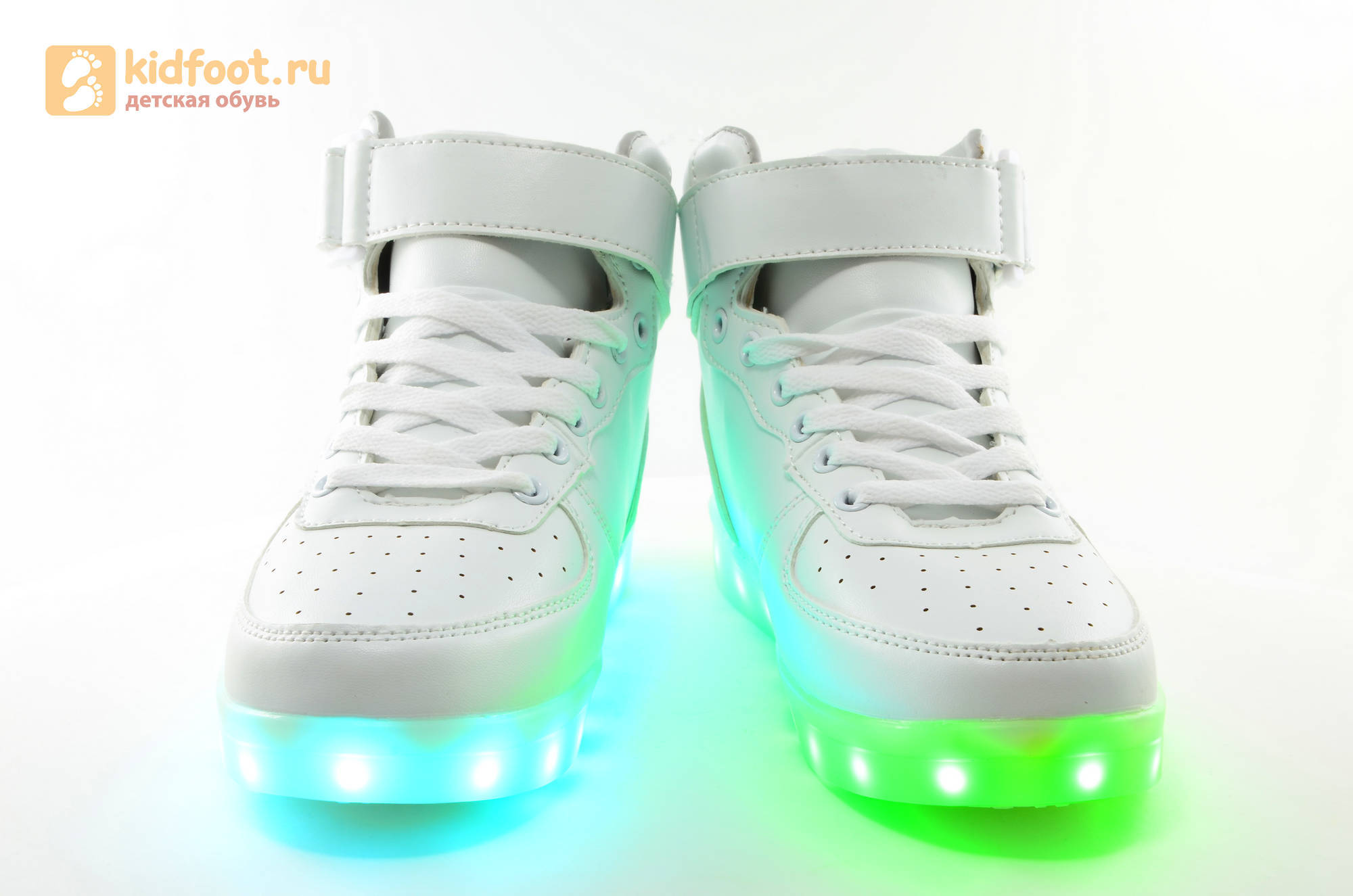 Светящиеся высокие кроссовки с USB зарядкой Fashion (Фэшн) на шнурках и липучках, цвет белый, светится вся подошва