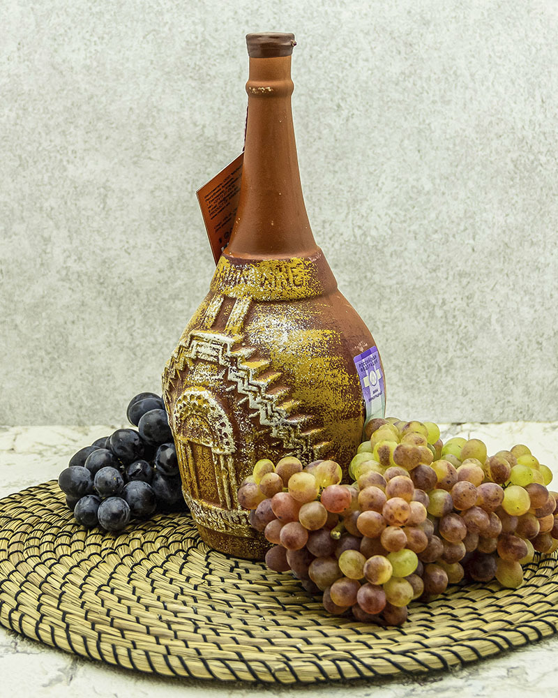 Вино Maran Winery Нораванк Красное сухое в Кувшине 2017 г.у. 14% 1,2 л, Армения
