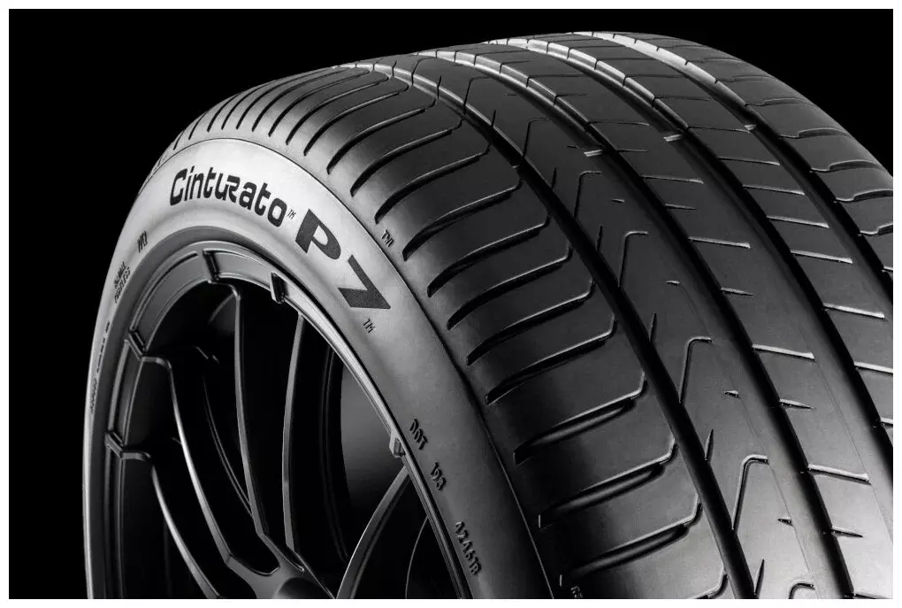 Шина Pirelli Cinturato P7 94V R17 215/55 летняя