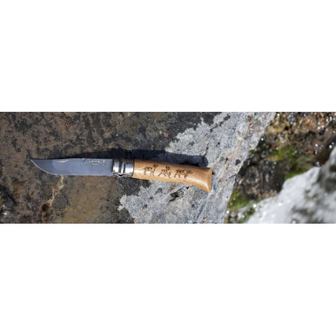 Нож Opinel №8 Animalia, нержавеющая сталь, рукоять дуб, гравировка собака