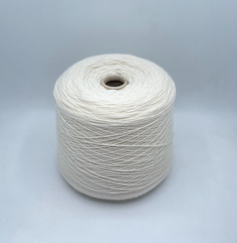 LagoPolane(пр.Италия),art-Oslo 370м/100гр, 100%Меринос, цвет-Молочный,арт-29764