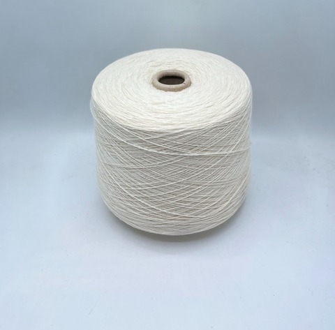 Millefili (пр.Италия). 2/15 750м/100гр, 70% Меринос, 30% Кашемир, цвет-Молочный(46230), арт.35136