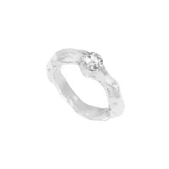 Кольцо в плавной оправе с белым фианитом / White Melt Ring