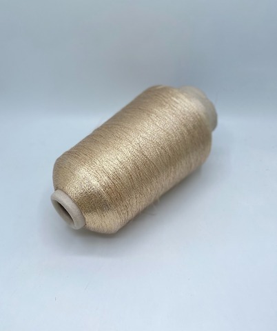 Torcitura di domaso (пр.Италия),art.MH2512, 7200м/100 гр. 66% вискоза , 34% полиэстер(металлик), цвет-Бежевый(6011) , арт.34565
