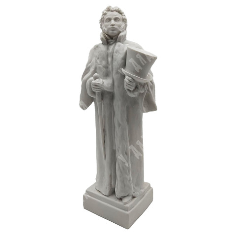 Суворов А. А. Пушкин на прогулке. Бисквит. Дмитровский фарфоровый завод в Вербилках, СССР, 1930