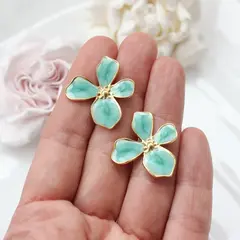 Серьги пусеты Цветы с эмалью, голубой, 30*27 мм, сталь, позолота, СГ028