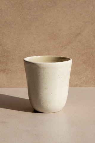 Стакан, бежевый в крапинку