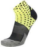 Элитные короткие носки Mico Odor Zero XT2 Run Light Weight Black/Yellow для бега
