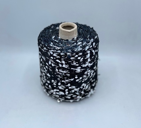 Pinori Filati (пр.Италия),art-Paiettona 350м/100гр. 100% Вискоза+пайетка капля,цвет-Серебро на черной основе, арт.32162