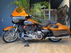 CVO Street Glide "Torched Orange CVO Tri-Tone" (2026)