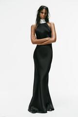 ZARA ДЛИННОЕ АТЛАСНОЕ ПЛАТЬЕ С ЗАВЯЗКАМИ, ЧЕРНЫЙ