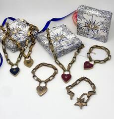 Браслет-цепь DIOR с подвеской сердце коллекция Lucky CHARM