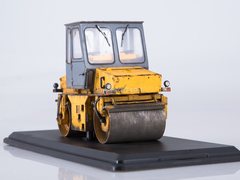 Roller DU-63 automotive (with traces of operation) 1:43 ModelPro