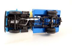 GAZ-53 milk tanker ACPT-3.3 (53) AutoHistory 1:43