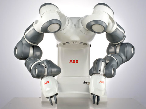 Робот ABB YuMi