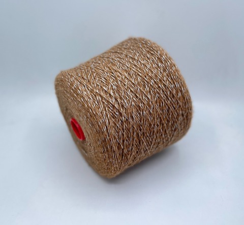 Бобинная пряжа (пр.Италия) 500м/100гр. 15%Мохер 35%Полиамид 40%Хлопок 10%Нейлон , цвет-Светло-коричневый,неоднотонный+люрекс арт.29920