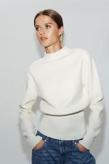 ZARA СВИТЕР С ПОДПЛЕЧНИКАМИ, ЭКРЮ