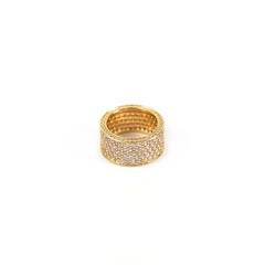 Кольцо С ФИАНИТАМИ gold