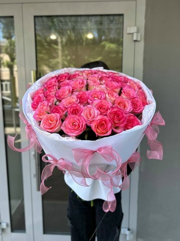 Wow-эффект! 51 роза джумилия 60 см