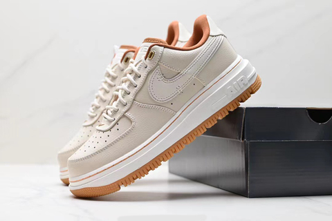 Nike Air Force 1 Luxe 'Pecan' 
