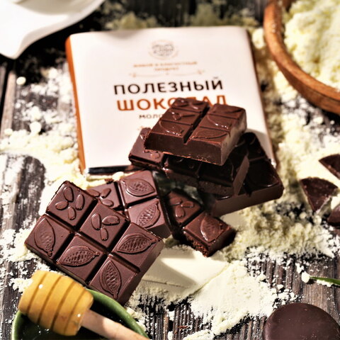Шоколад молочный, 54% какао, на меду, (классический)