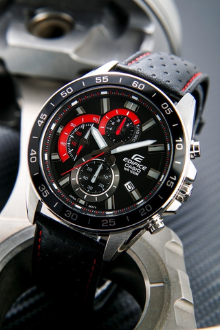 Часы Casio EFV-550L-1A