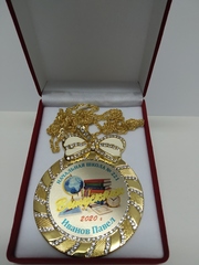 Медаль со стразами 