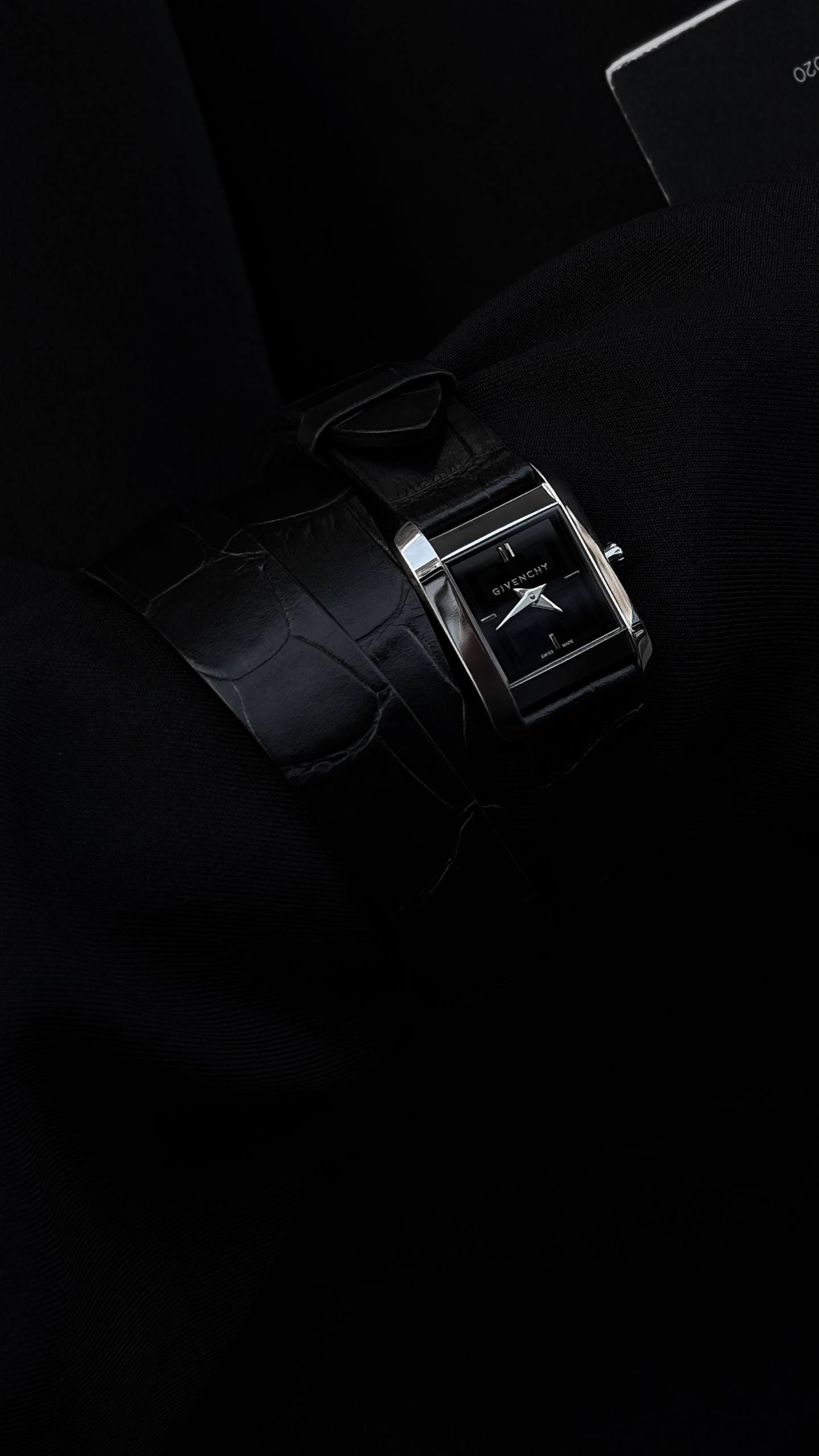 Редкие винтажные часы Givenchy — фото 1