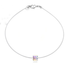kole-s-podveskoj-kubik-swarovski-8-8-mm-na-leske-nevidimke-s-zamkom-iz-serebra-925-proby