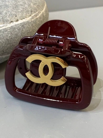 Z027 - Заколка-краб для волос CHANEL бордовая