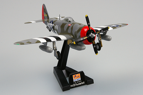 Модель Американский Истребитель бомбардировщик P-47D Trunderbolt масштаб 1:72