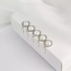 Кабошон - украшение со стразами и жемчужиной круглое с подвеской, цвет белый, 2*4 см., металлическое, набор 5 шт.
