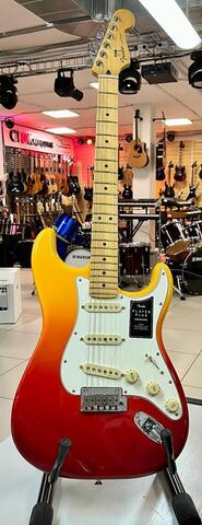 FENDER Player Plus STRAT MN TQS