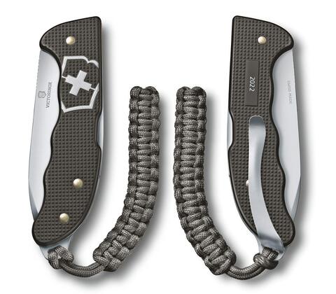 Нож складной Victorinox Hunter Pro Alox LE 2022, 136 mm, Thunder Grey (0.9415.L22)