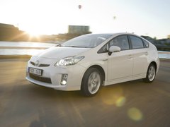 Чехлы на Toyota Prius 2009–2015 г.в.