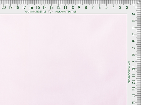 Однотонная нежно-розовая ткань из полиэстера и вискозы