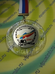 Изображение на золотом металле